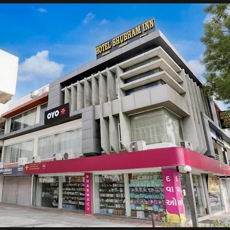 Hotel Shubham Inn Thaltej Αχμπανταμπάντ Εξωτερικό φωτογραφία